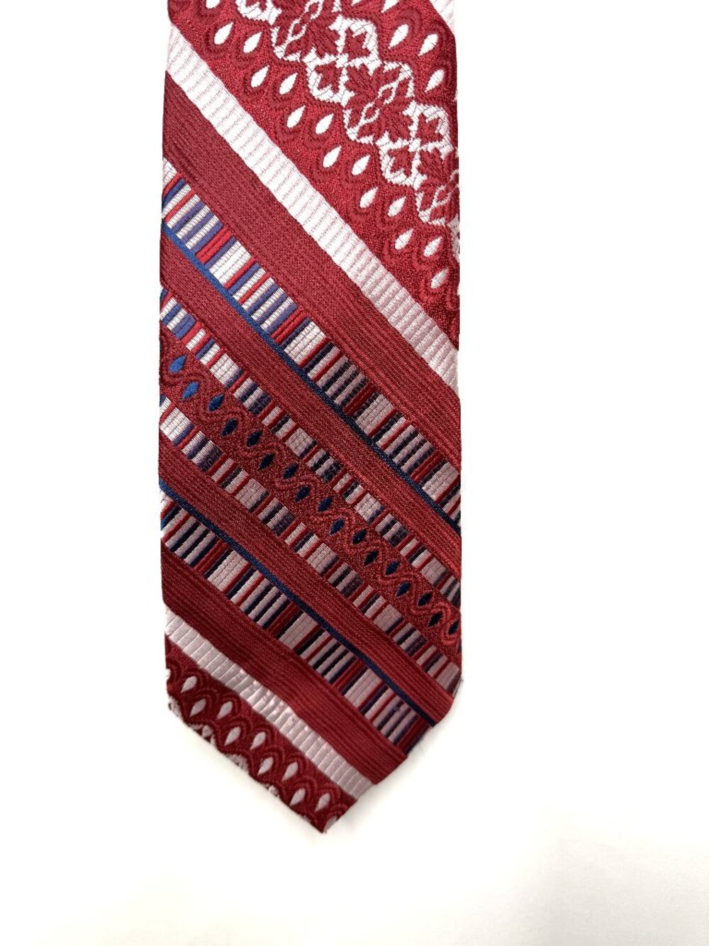 Vintage Armando Collection 1970’s Mens Neck Tie 4 ¼”  Wide Red Blue Gray Necktie